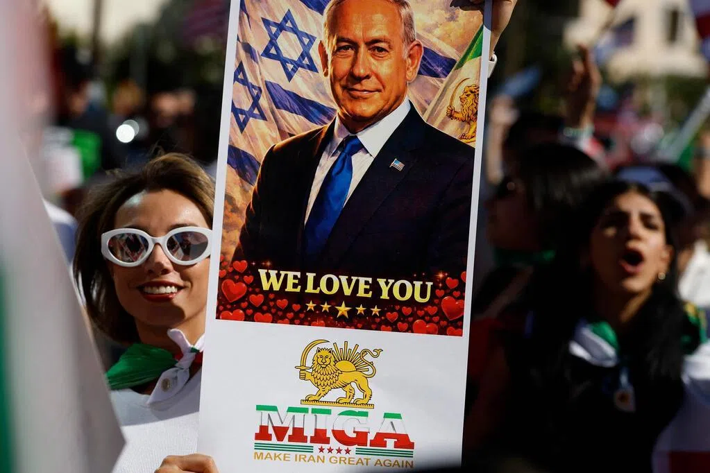 内坦亚胡称正“粉碎”伊朗政权 袭击伊核科学家