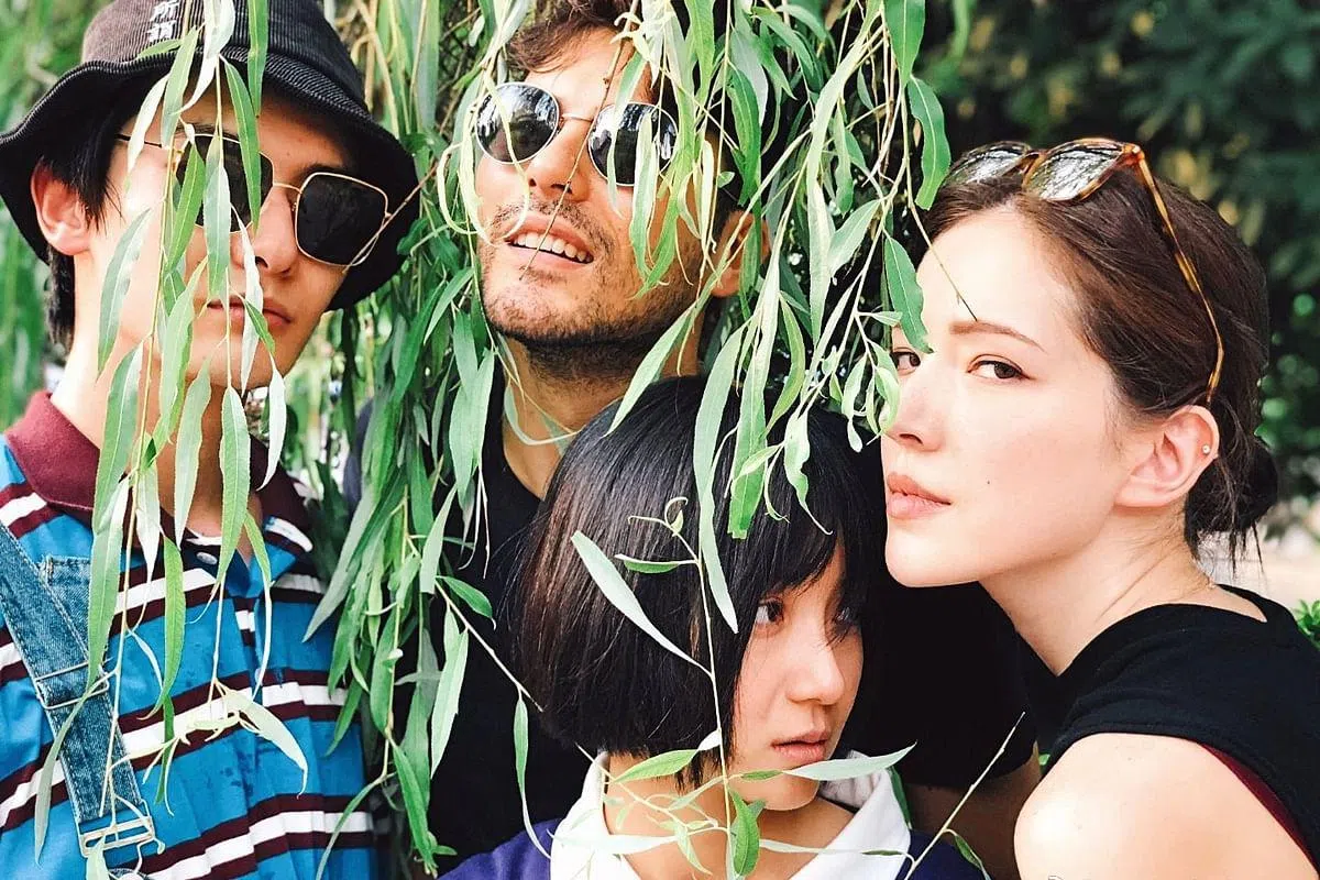 《我的巴比伦恋人》主要演员包括王瑞昌（左起）、凤小岳、卜冠今和许玮甯。 （互联网）