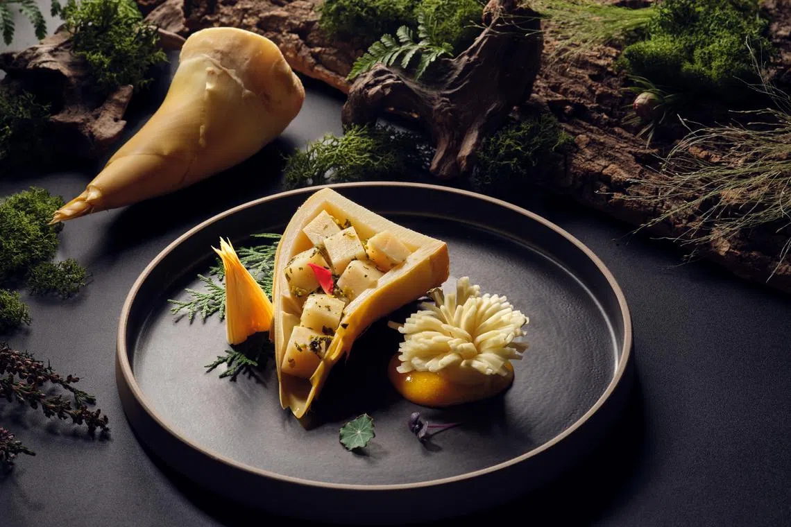 台湾鲜竹笋配罗勒酱是食客与当地优质竹笋的一年一会。（餐馆提供）