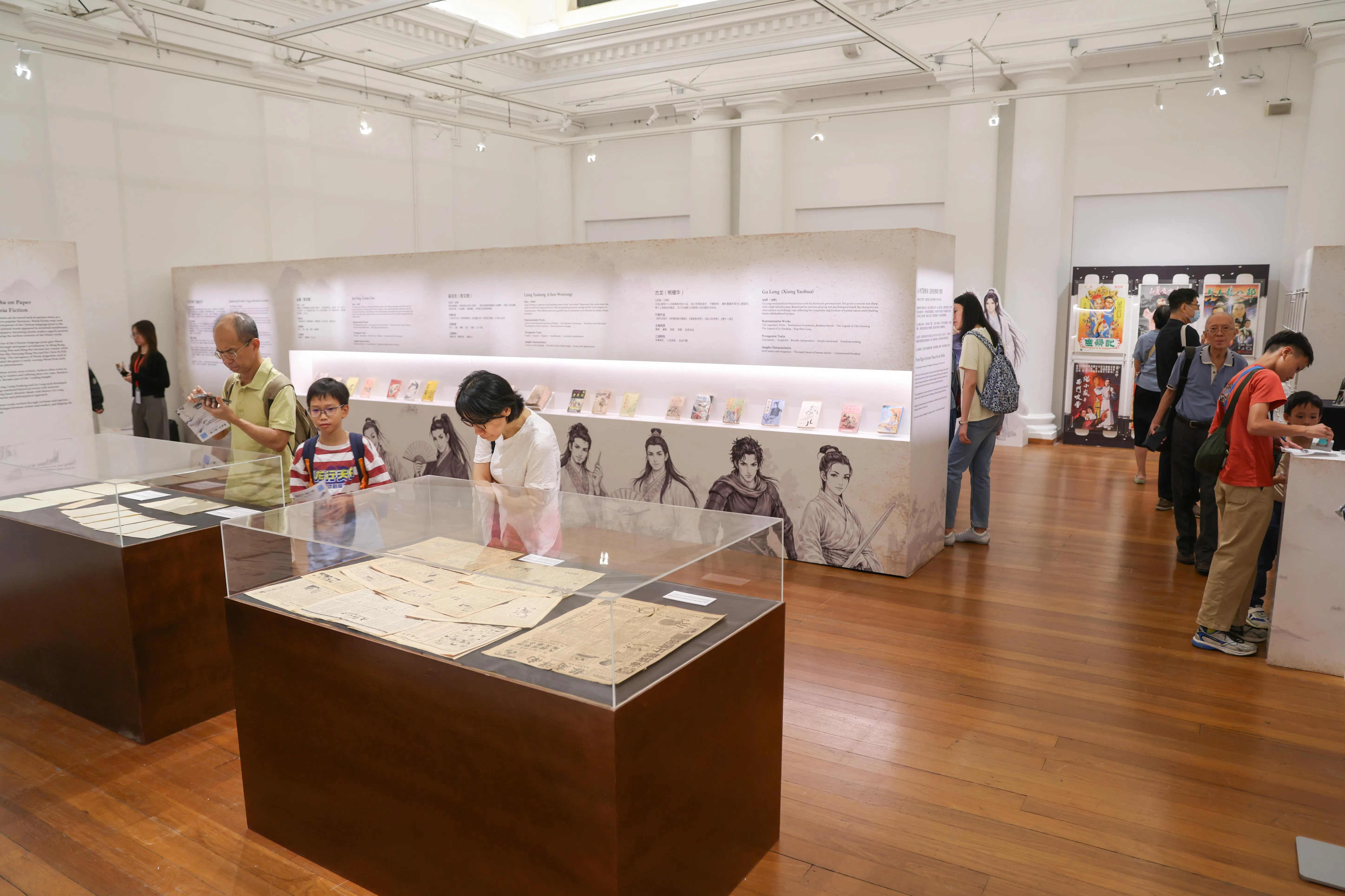 “纸上江湖——武侠小说的百年想象”特展是今年城市阅读节重点活动之一，即日起至5月10日在旧国会大厦艺术之家（The Arts House）举行。（白艳琳摄）