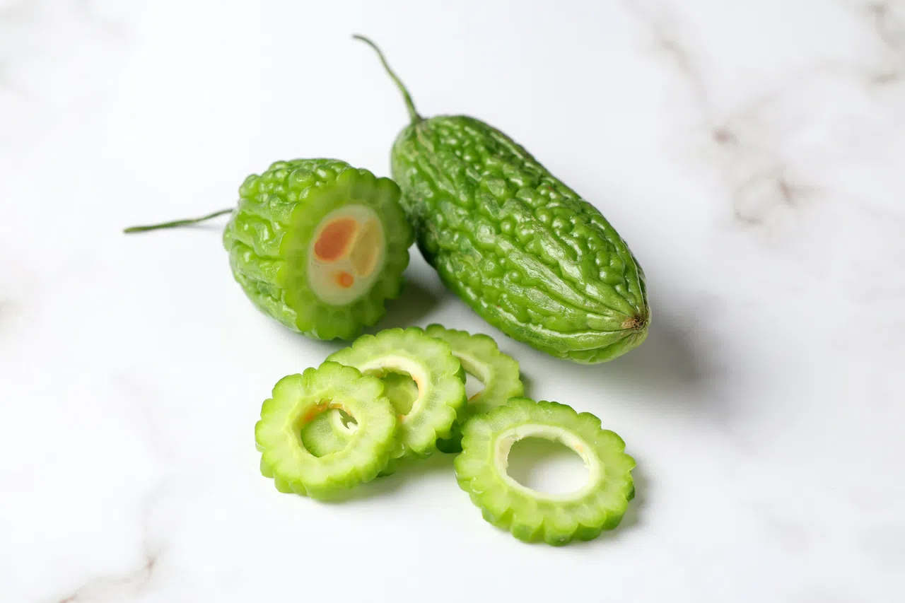 苦瓜中的果胶和多种活性物质有助降低血脂。﻿（龙国雄摄）