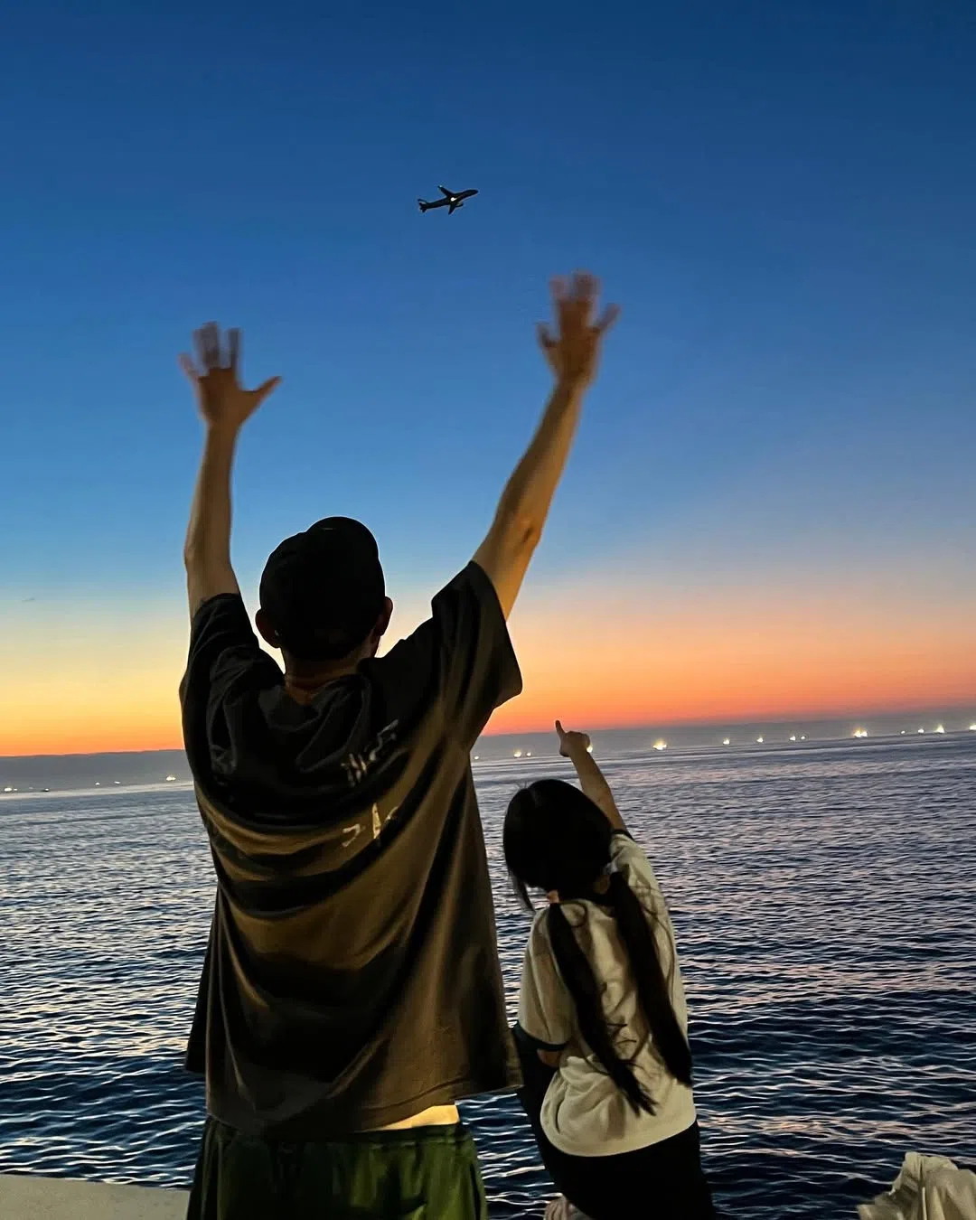 热狗和女儿一起出游。（取自热狗IG）