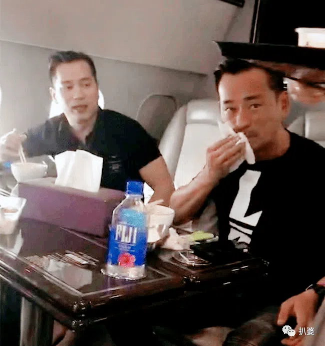 陈荣炼（左）与周绰华已先后入狱。（互联网）