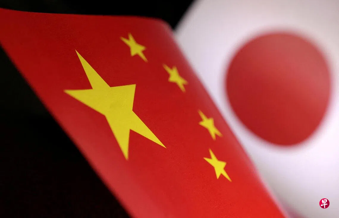日本驻华大使金杉宪治说，对于日本和中国能否借11月在深圳举行的亚太经合组织（APEC）领导人会议改善关系，目前“不是可以乐观的情况”。 （路透社档案照片）