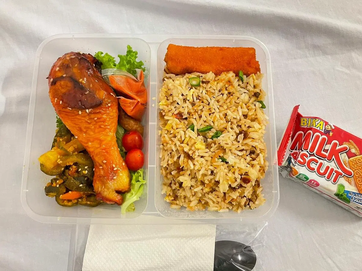 早中晚餐情况。