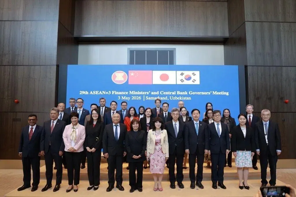 中国人民银行副行长朱鹤新出席亚细安（中国称东盟）与中日韩财长和央行行长会，讨论中东局势对全球和区域宏观经济形势影响等课题。
