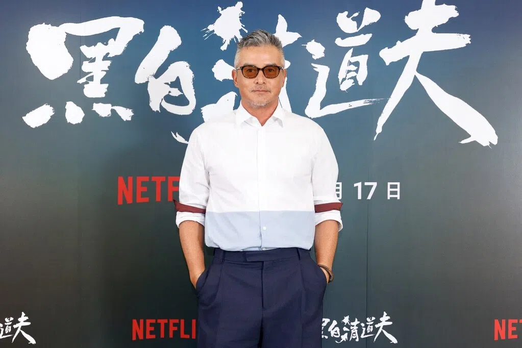 李铭顺笑曝新剧“乱演也不会错” 饰神枪手先练枪械