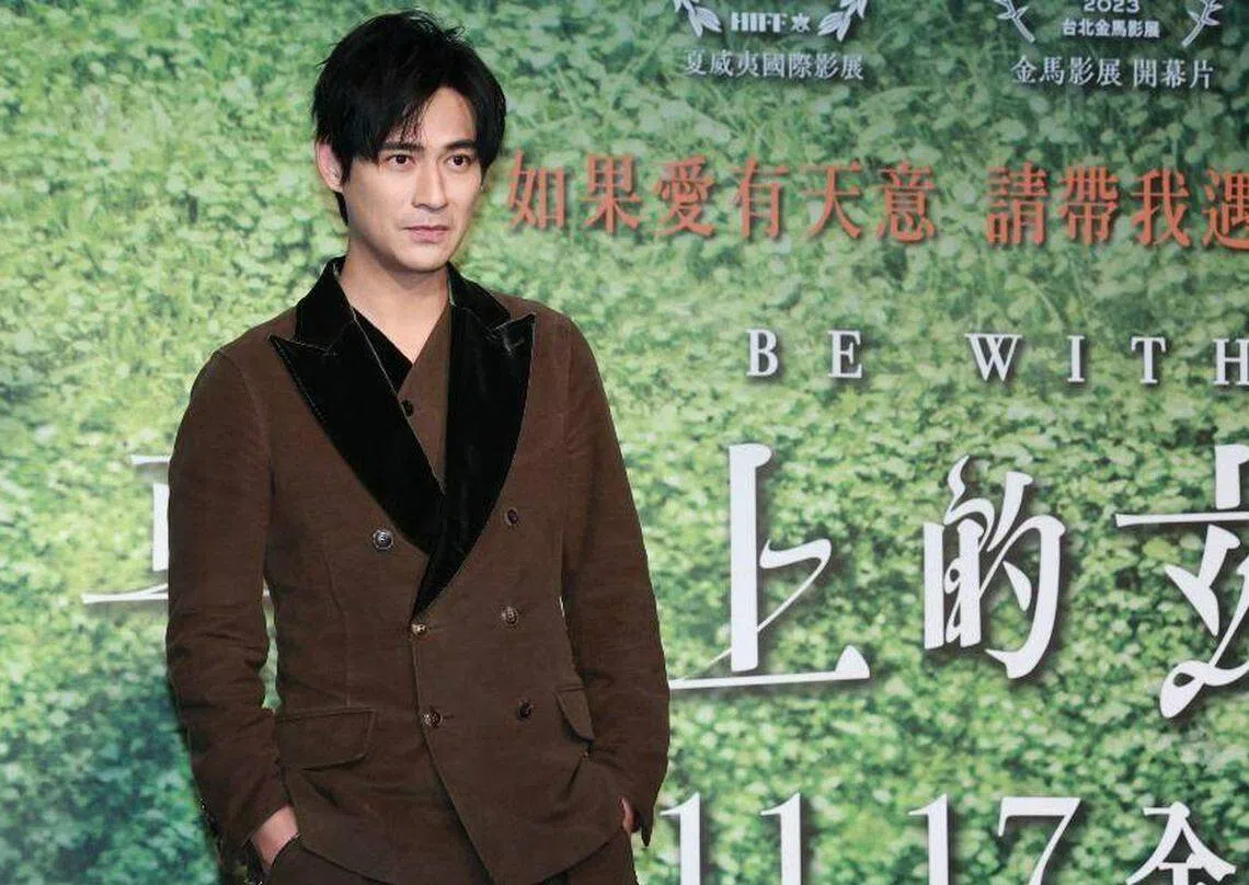 周渝民阔别六年拍新片《车顶上的玄天上帝》。（TVBS提供）