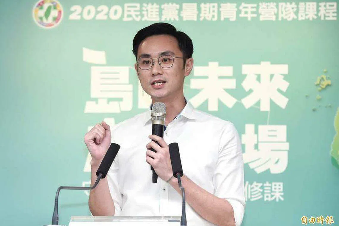 被指控对性骚扰行为进行包庇的时任民进党青年部主任蔡沐霖。他今年2月转任台湾劳动部次长机要秘书，后在民进党性骚扰风波爆发之际，提出辞职。（自由时报）