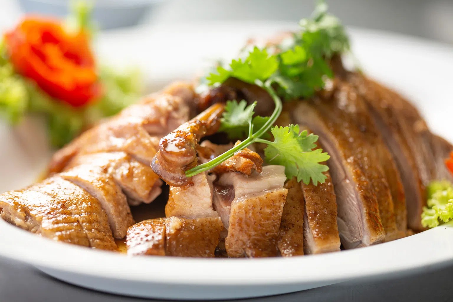 在狮城难得一见的卤鹅，到了潮汕，必得尝个鲜。（Getty Images）