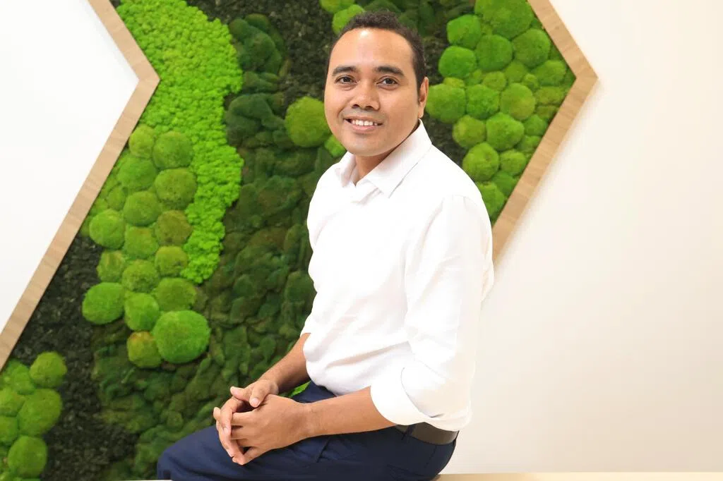 周凯年明年1月 提前出任外交部兼社会及家庭发展部政务部长