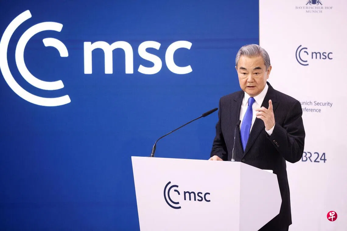 中国外长王毅当地时间星期六（2月14日）在慕尼黑安全会议发表演讲。 （路透社）