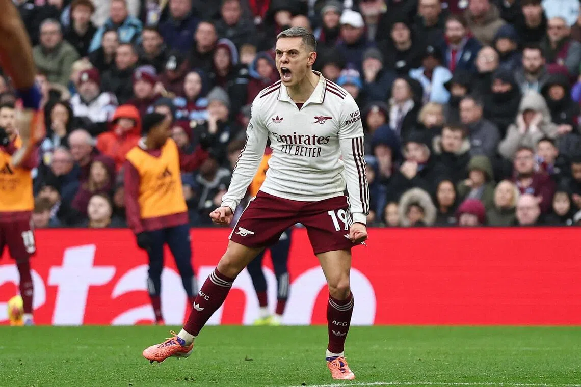 炮兵的比利时前锋特罗萨尔德上场对维拉攻入一球，这次面对来自家乡的球队布鲁日期待有好的发挥。（路透社）