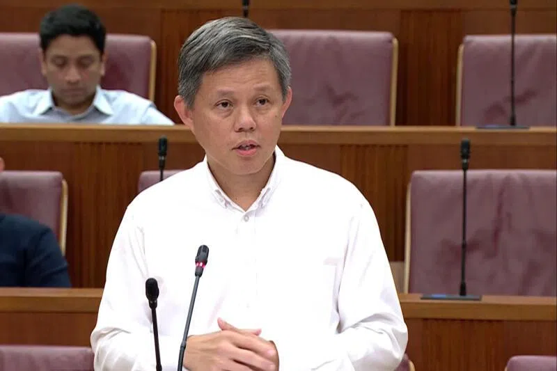 国防部长陈振声认为，装备精良的新加坡武装部队，能防御多种威胁，保卫国家安全。（gov.sg视频截图）