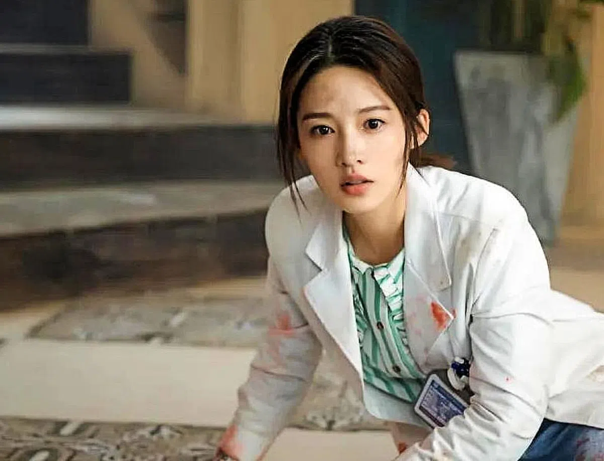 李沁在本地十大中有两部作品《请君》《 爱上特种兵》（图）上榜。（互联网）