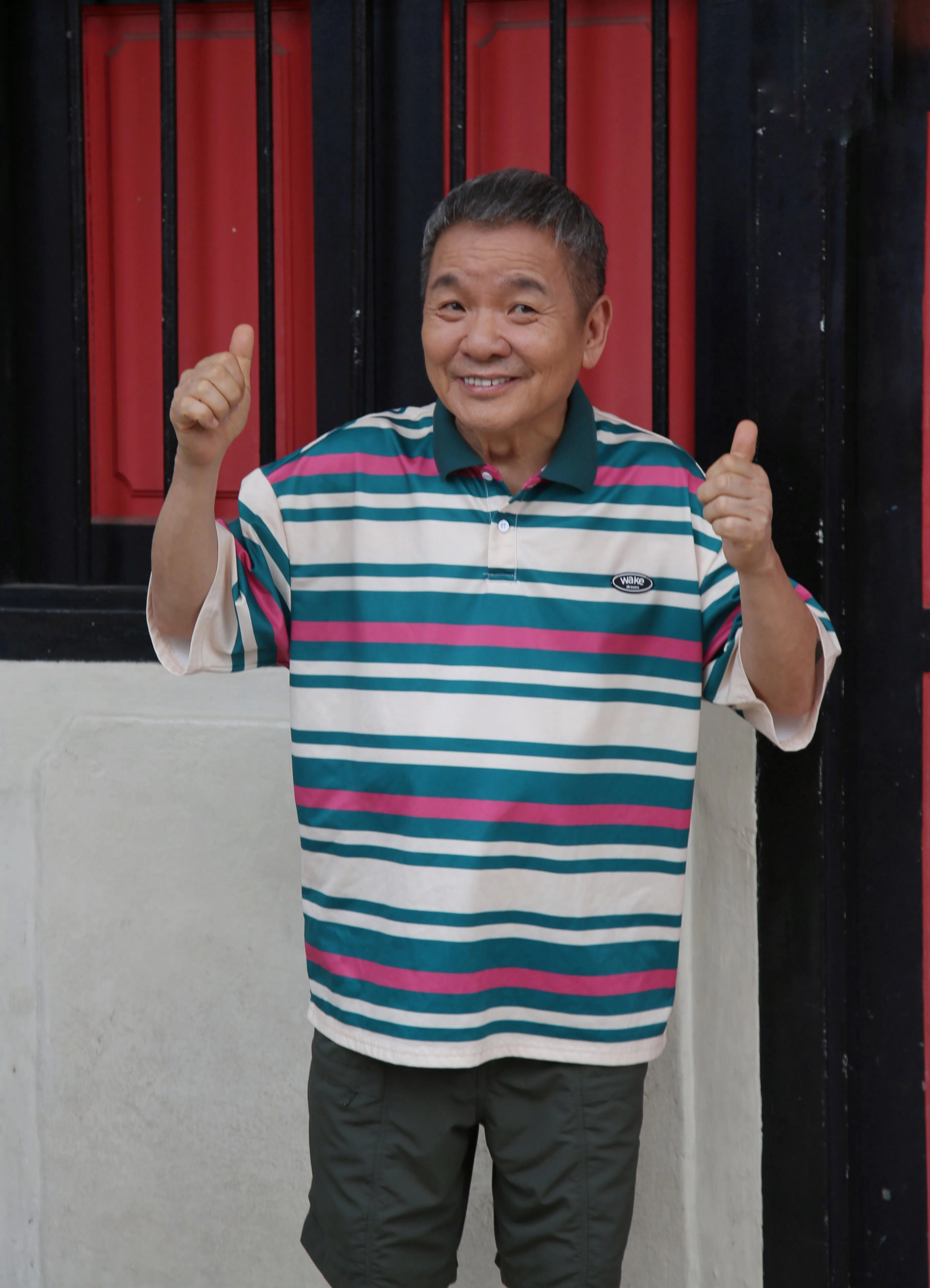 媒体探班当天，陈建彬尽管忙了一整天，却依旧活泼入镜。（特约摄影陈福洲摄）