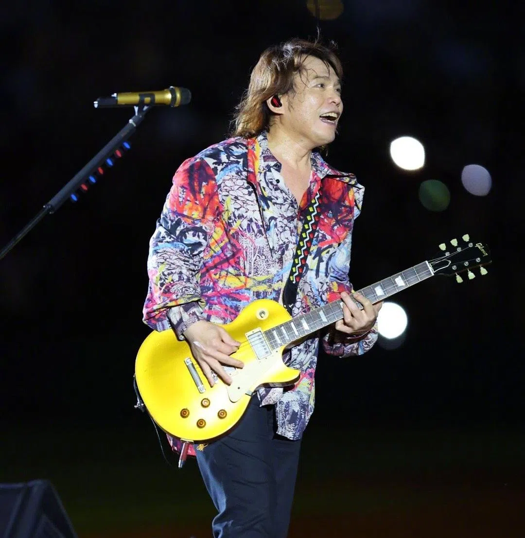 图为台湾歌手伍佰2022年在台湾演出的照片。（取自艺人微博）