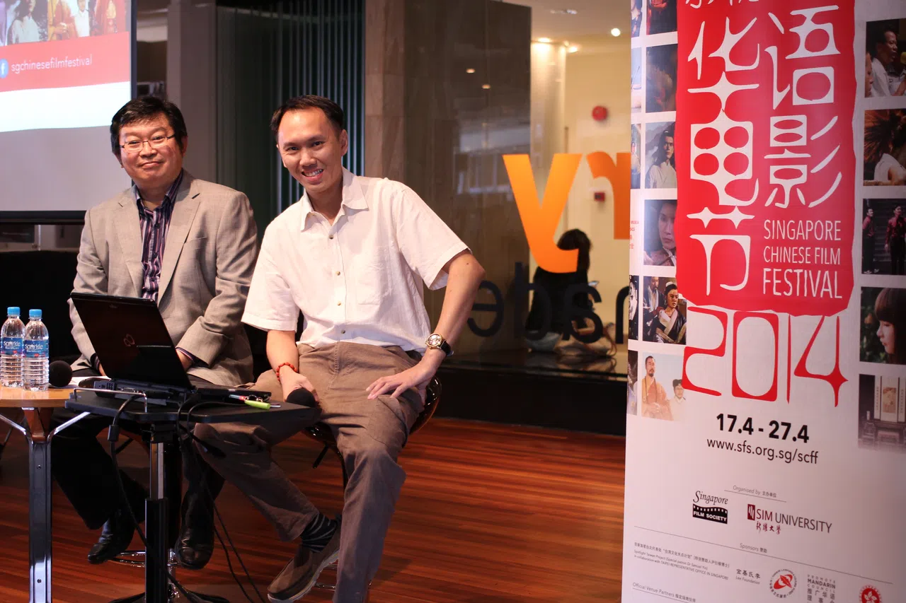 第2届新加坡华语电影节在2014年4月17日开跑，当时除了符诗专（左），另外一位策展人是一样热爱电影的李富楠。