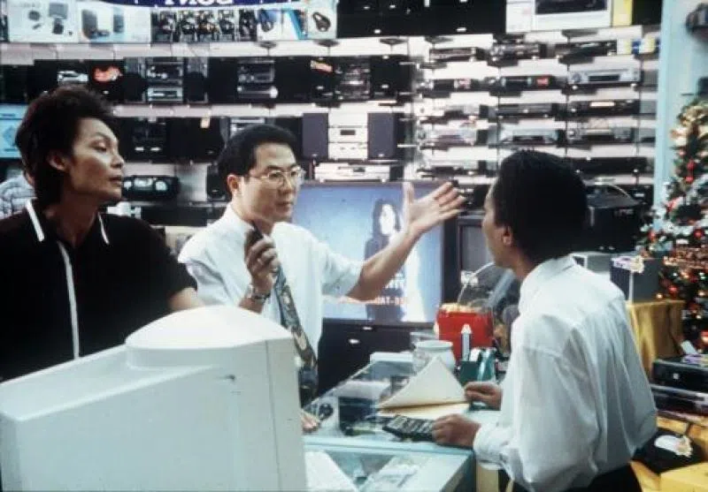 1998年上映的《钱不够用》取得商业成功，掀起一股本地电影热。（档案照）