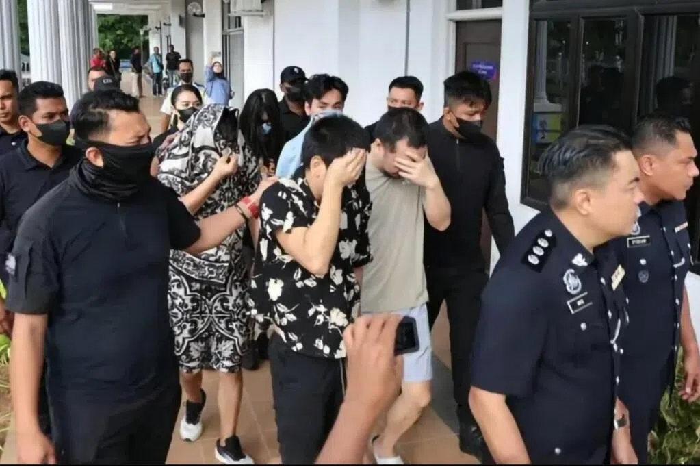 涉嫌在槟城绑架狮城男子 四名中国人不认罪