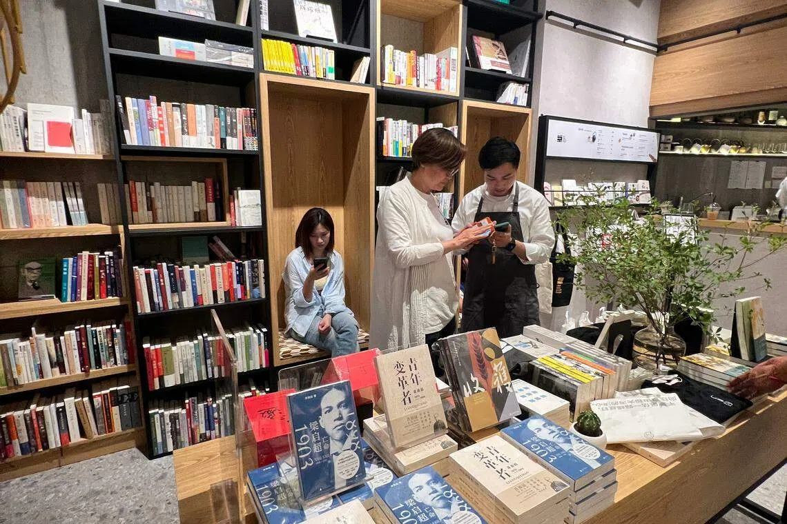 北京的单向街中文书店，在银座新开张。（叶孝忠摄）