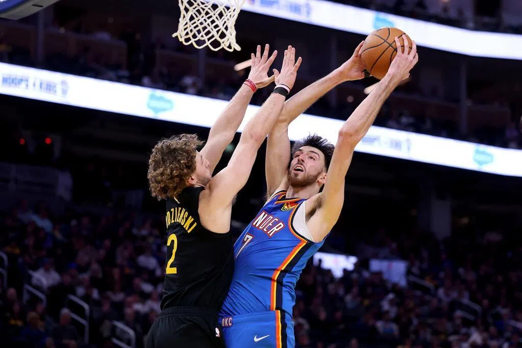 残阵勇士NBA遭雷霆暴打 惨输37分本季最糟