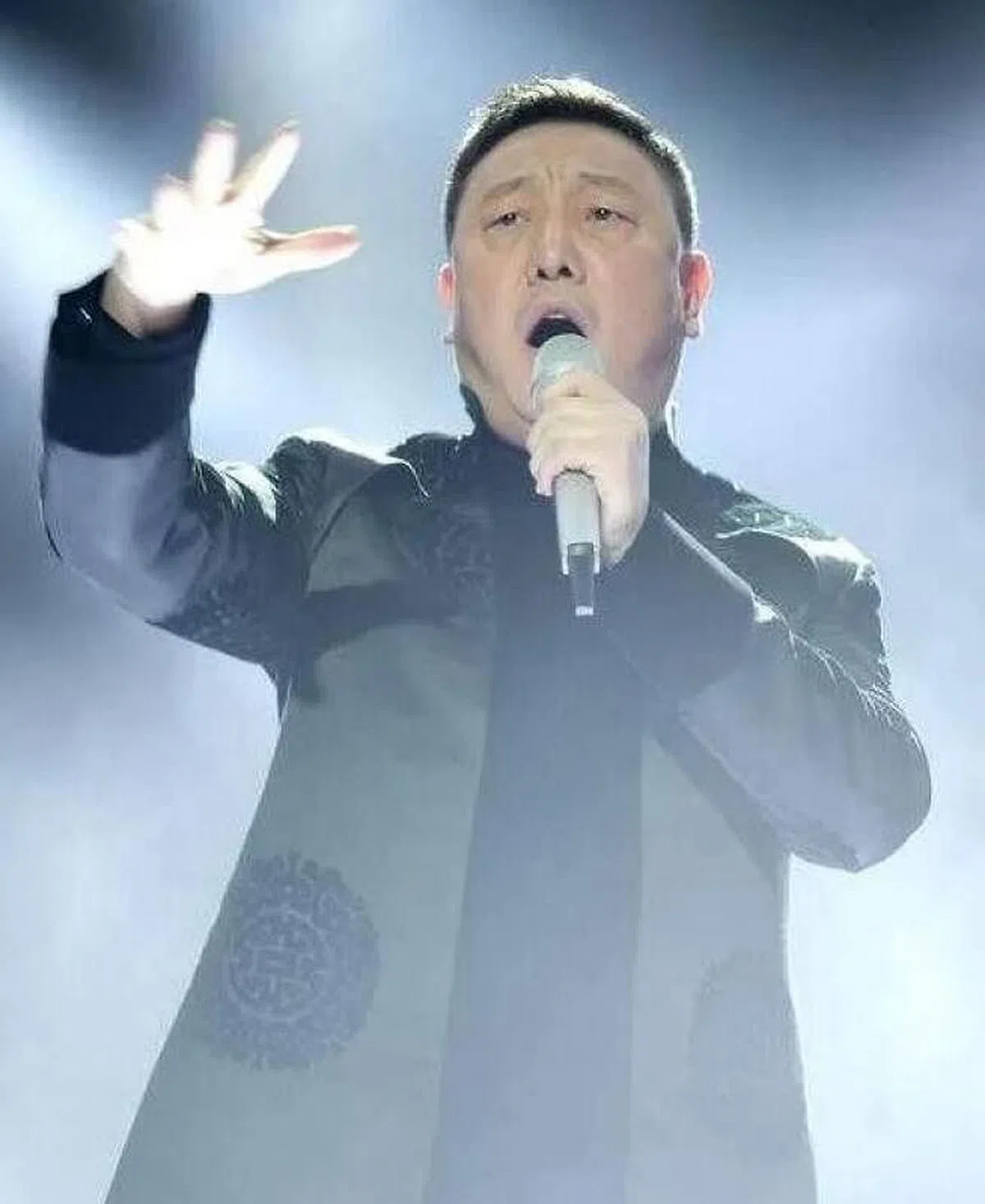 韩磊摘冠后不上综艺节目，事业方向和多数艺人不同。（视频截图）