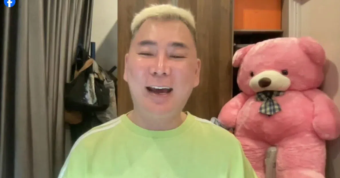 李荣达5月14日晚开直播，声称接到恐吓电话。（视频截图）