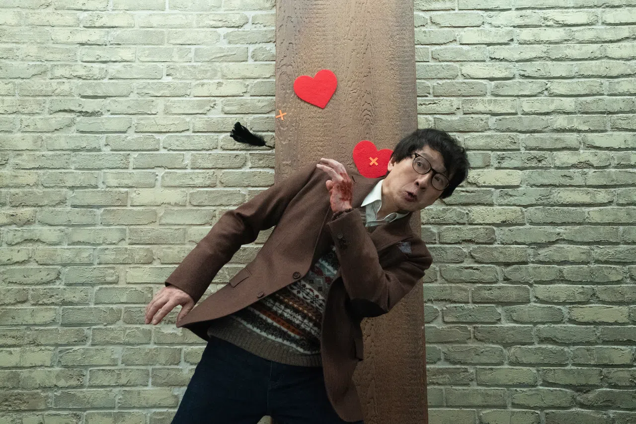 《狠狠爱》是关继威首部领衔主演的电影。（UIP新加坡提供）