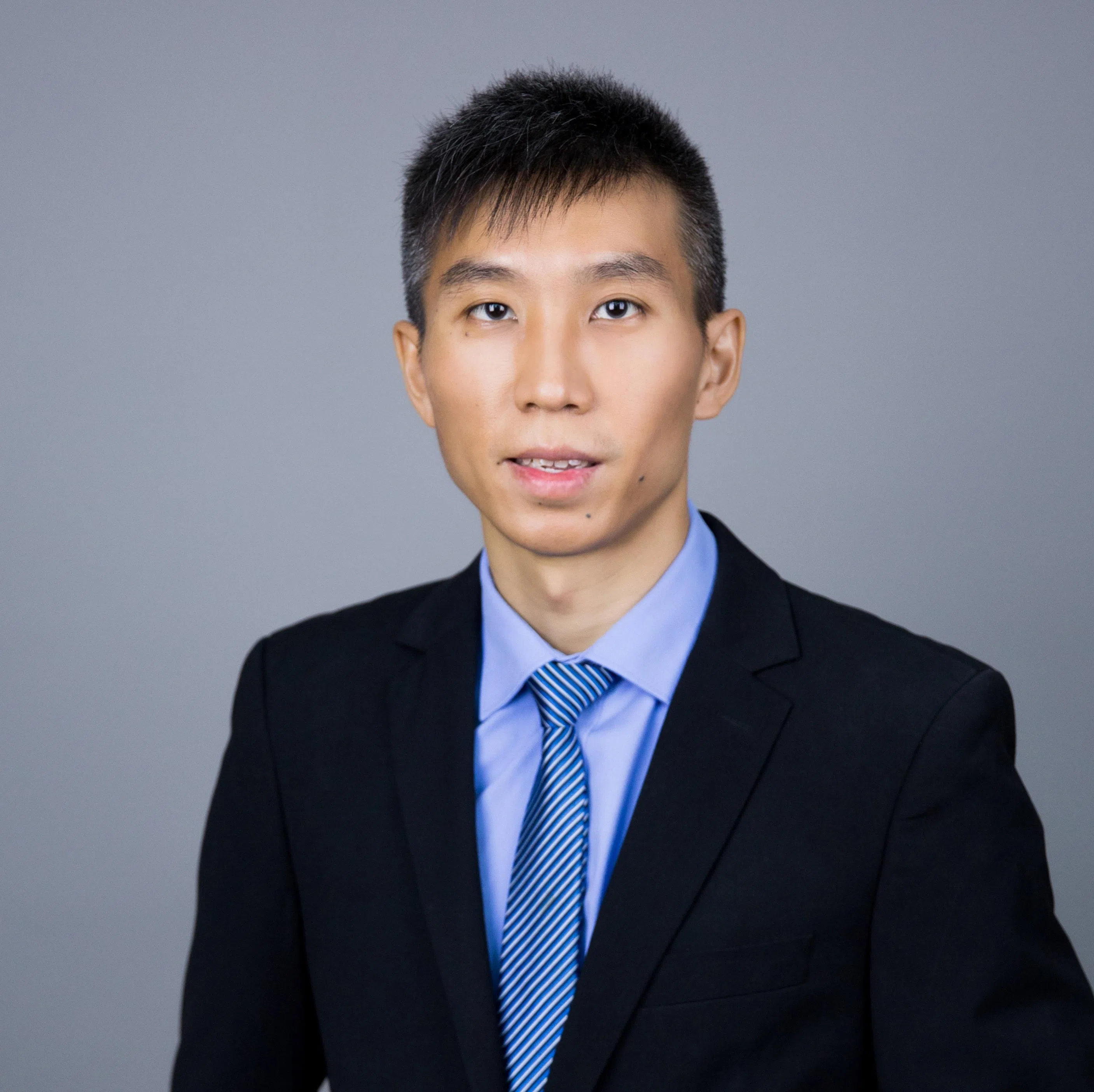 心理卫生学院老年精神科主任兼高级专科顾问姚丰源医生：良好沟通是管控行为症状的关键，有助预防照护者倦怠。（心理卫生学院提供）