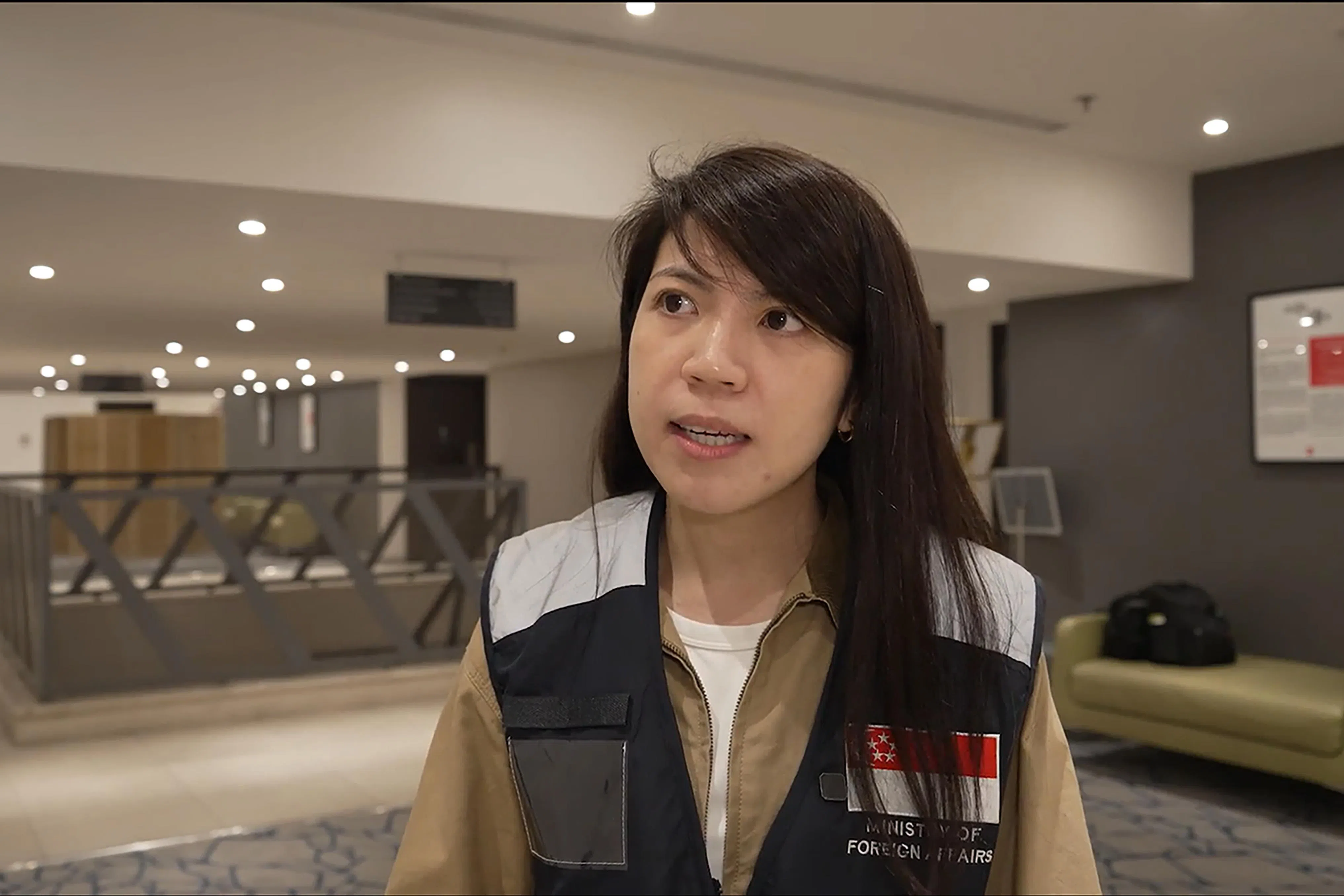 外交部领事应对小组成员林佩儀参与了马斯喀特和吉达的撤侨行动。（外交部提供）