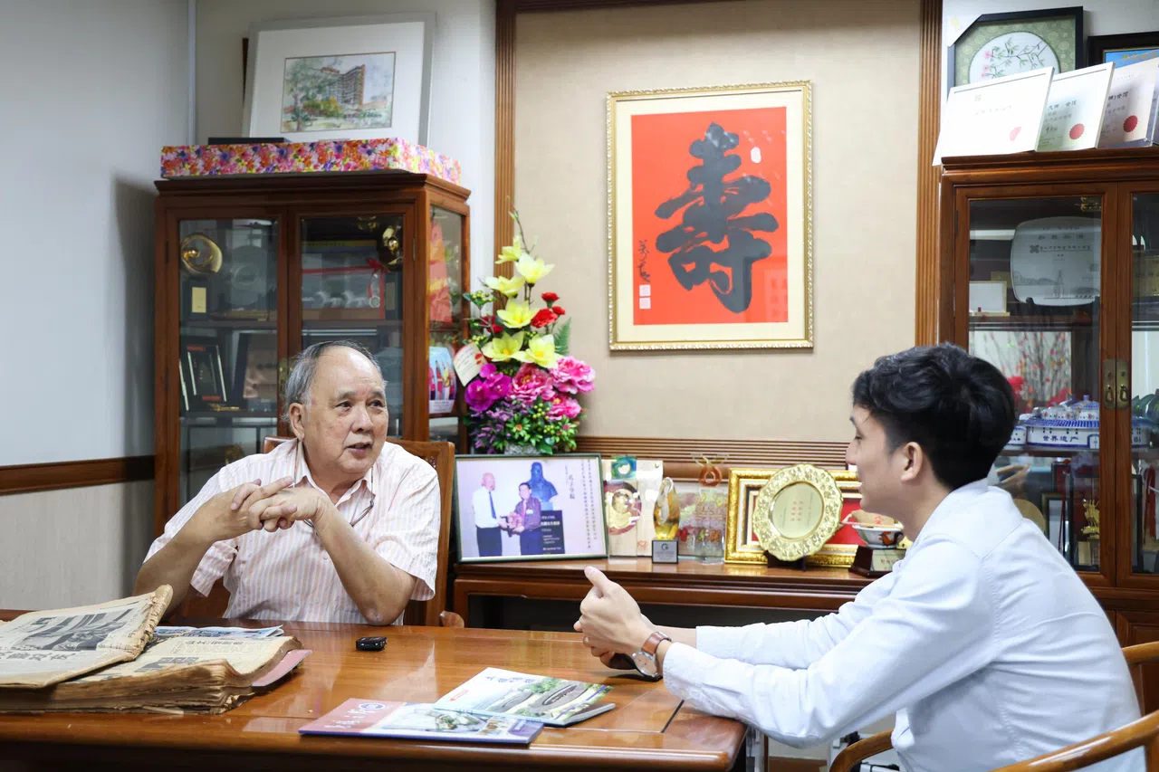 2022年8月23日，蓝平昌接受叶俊颖的口述历史访问。（李冠卫摄）