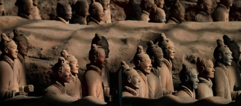纪录片《兵马俑揭秘》探索秦始皇的陵墓。（取自Netflix）