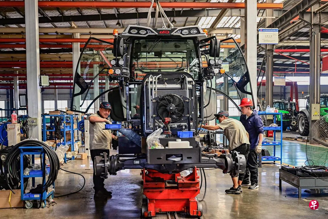 中国制造业PMI连续两个月低于荣枯线| 联合早报