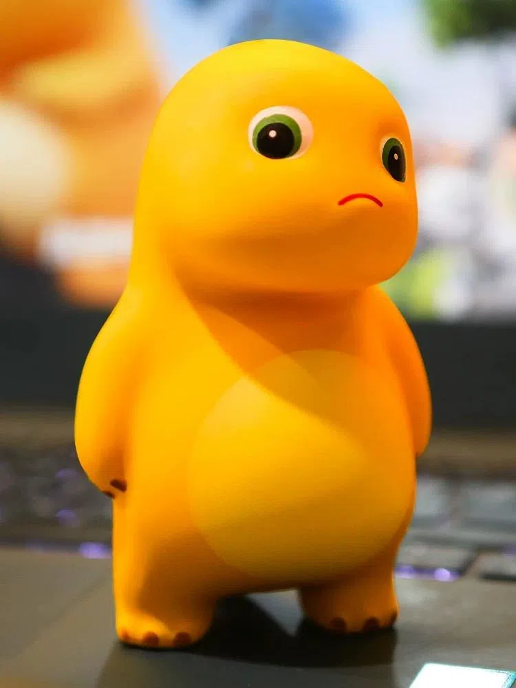 奶龙也有忧郁的一面。（取自淘宝）