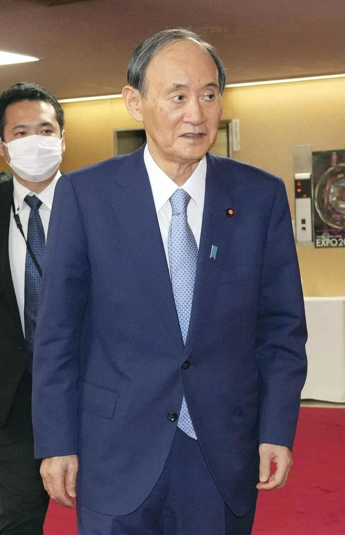 日前首相菅义伟宣布不参加众院选举