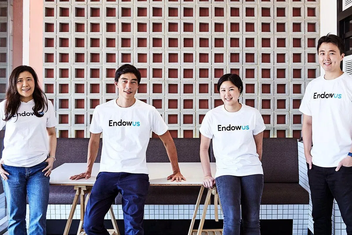 Endowus的领导团队成员组织了一系列的线上研讨会，帮助国人了解金融市场的波动性。（图／Frenchescar Lim)