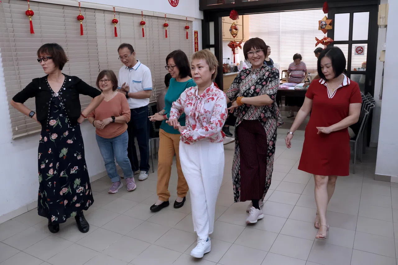 海南协会戏剧团目前30多名团员，皆醉心琼剧。（梁麒麟摄）