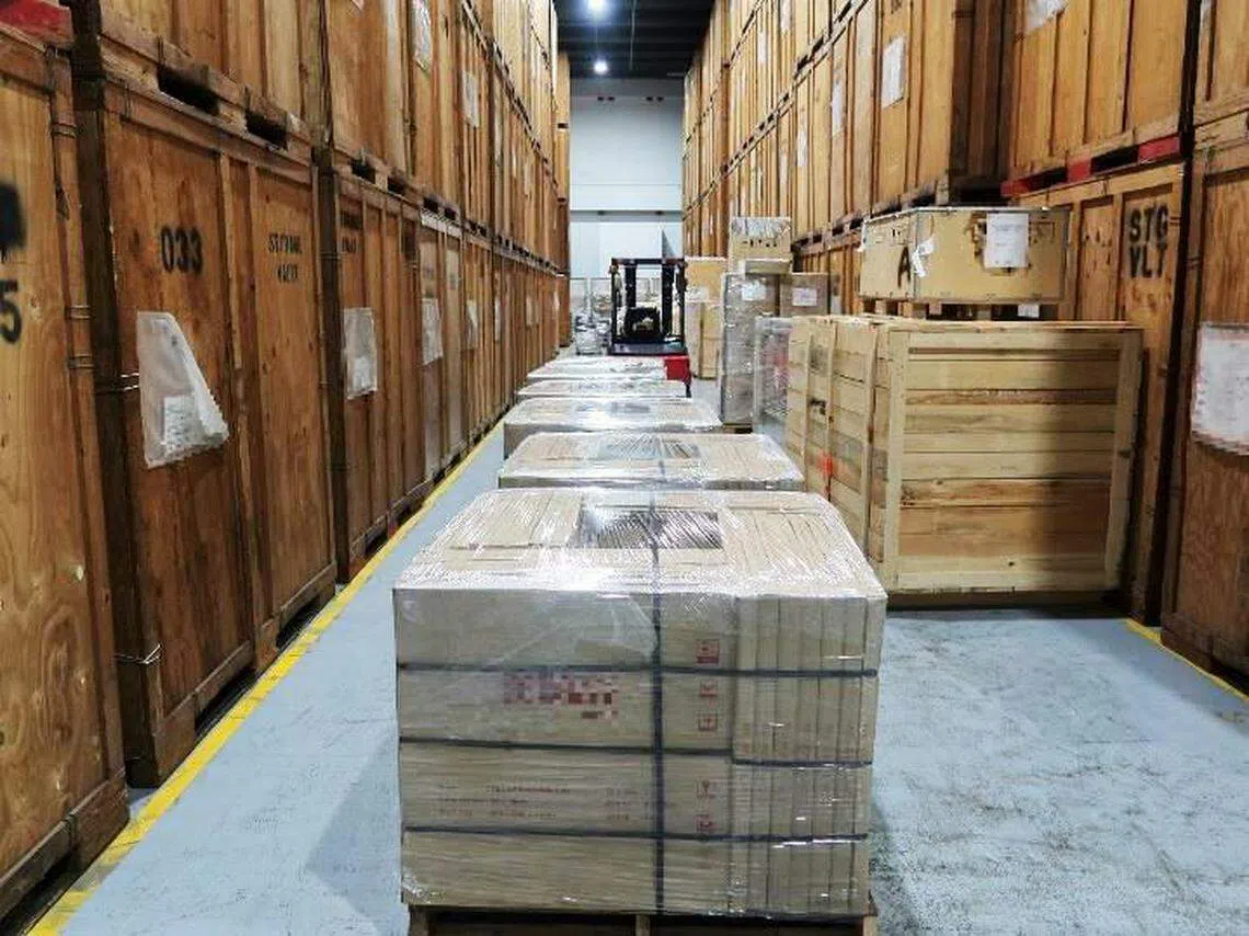 关税局起获逾6400条漏税烟三男被捕充公罗厘和车子| 联合早报