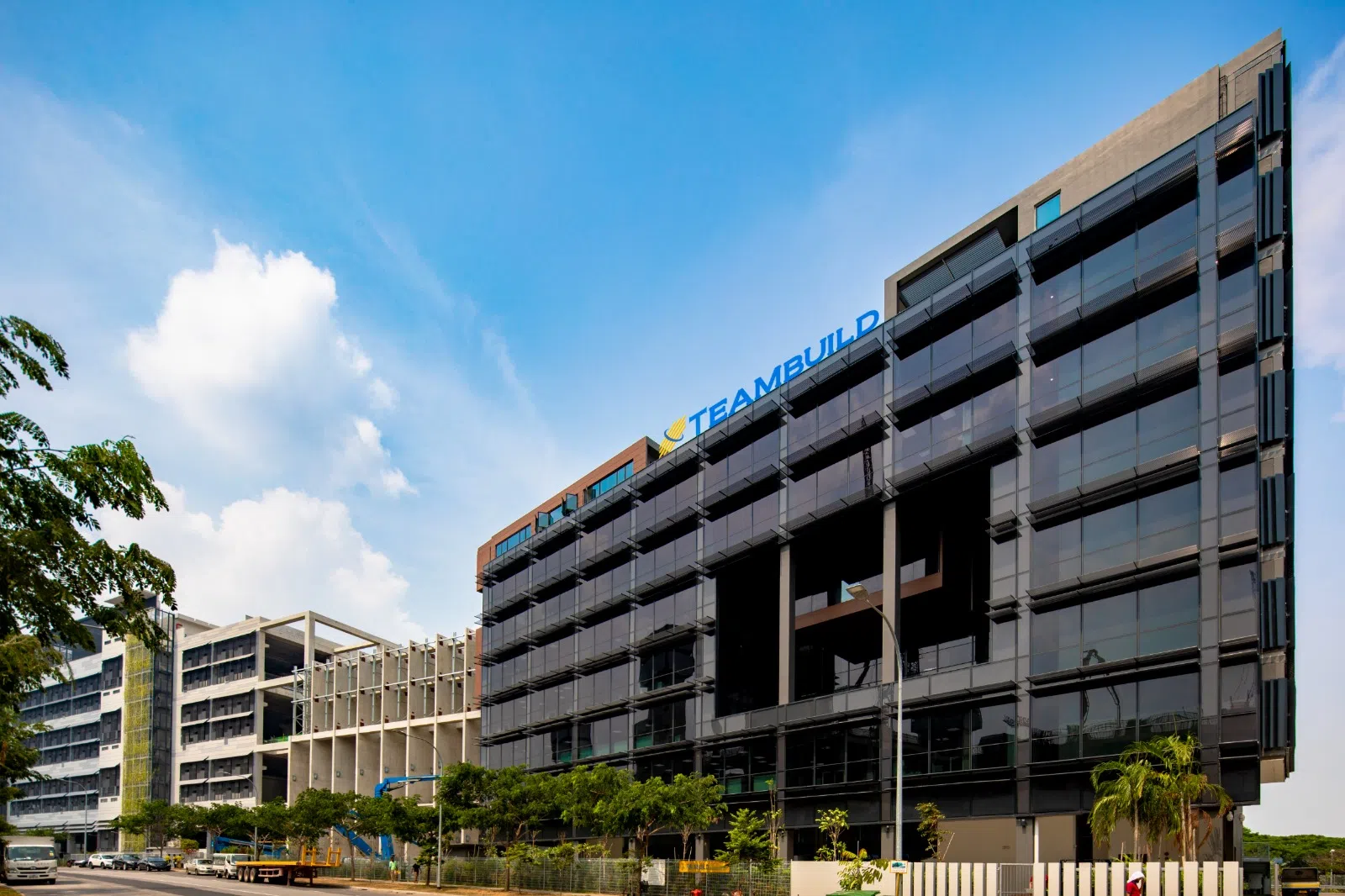 成立于1992年的联宇建筑工程，目前的员工队伍达1200人。旗下建造项目包括私宅和政府组屋以及工业项目。（图/联宇建筑工程提供）