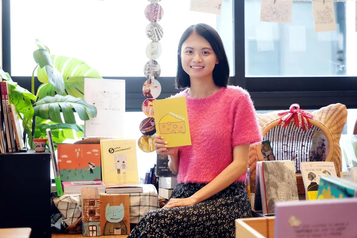 孙靖斐的旅途书写，更像长大成人之路的隐喻，粘合岁月缝隙，见证日常之外的自己。（谢智扬摄）