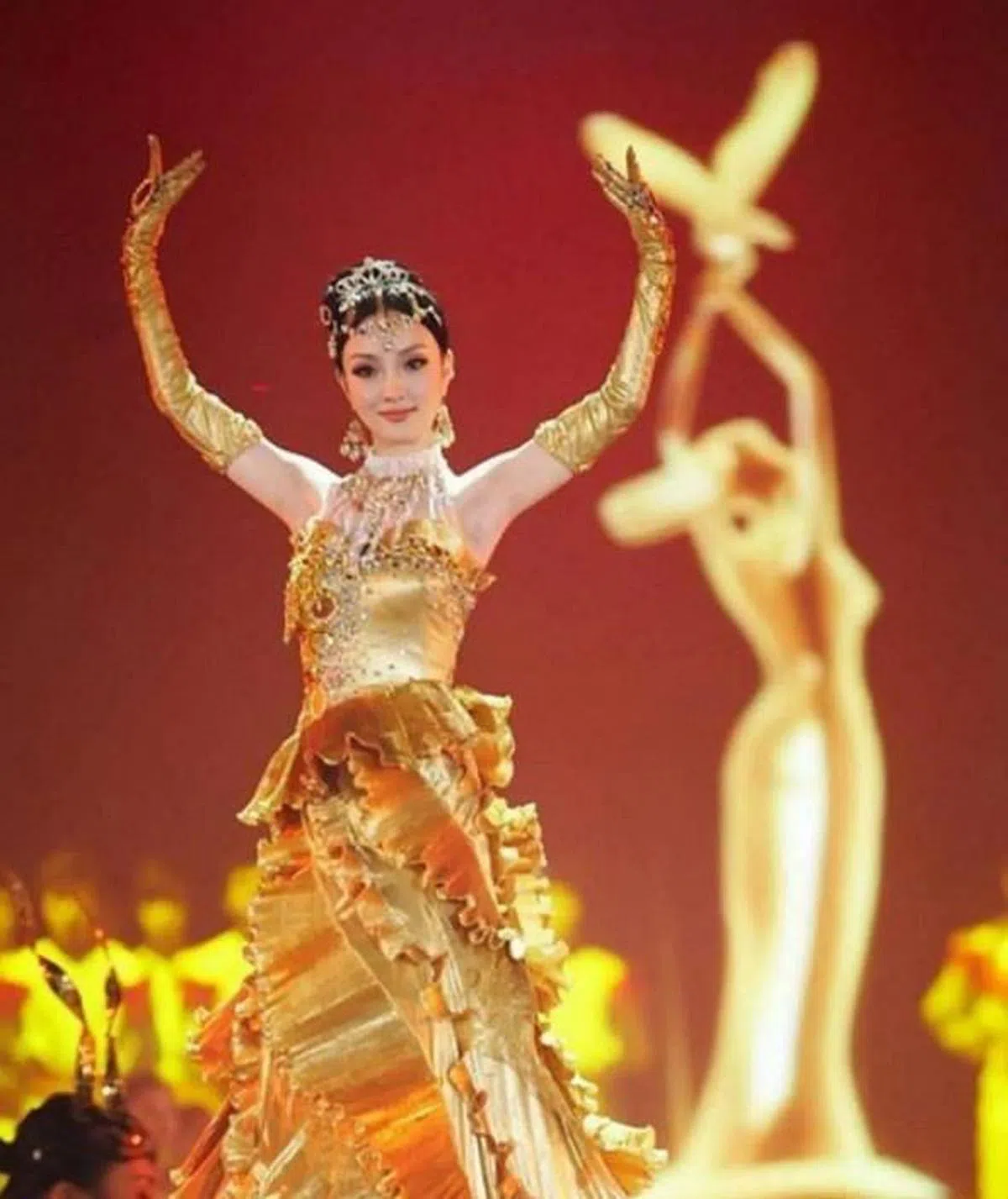 李小璐的金鹰女神造型。（互联网）