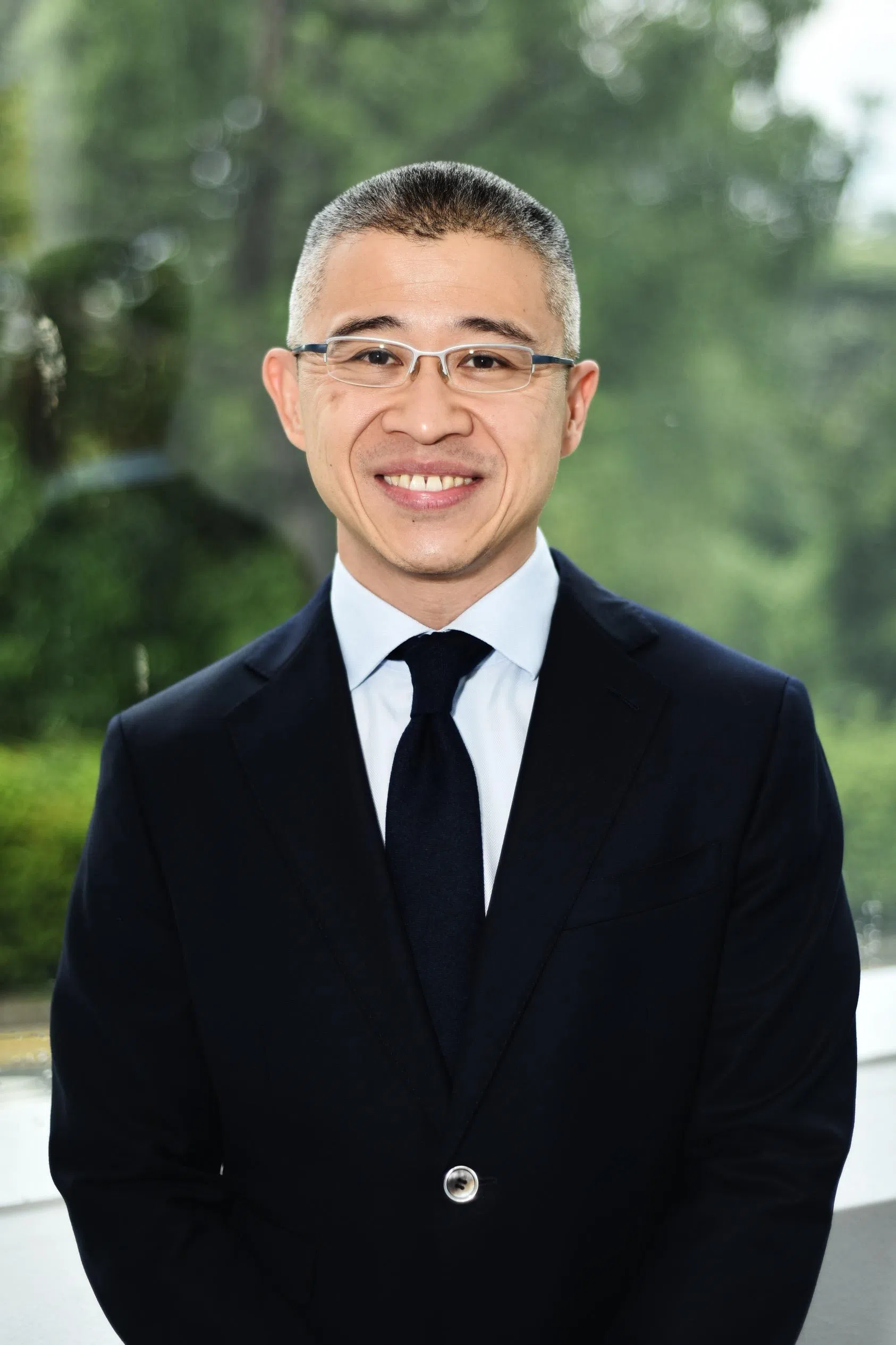 教育部教育科技司统筹司长罗洪恩将领导莱佛士书院，他也是莱院校友。（莱佛士书院提供）