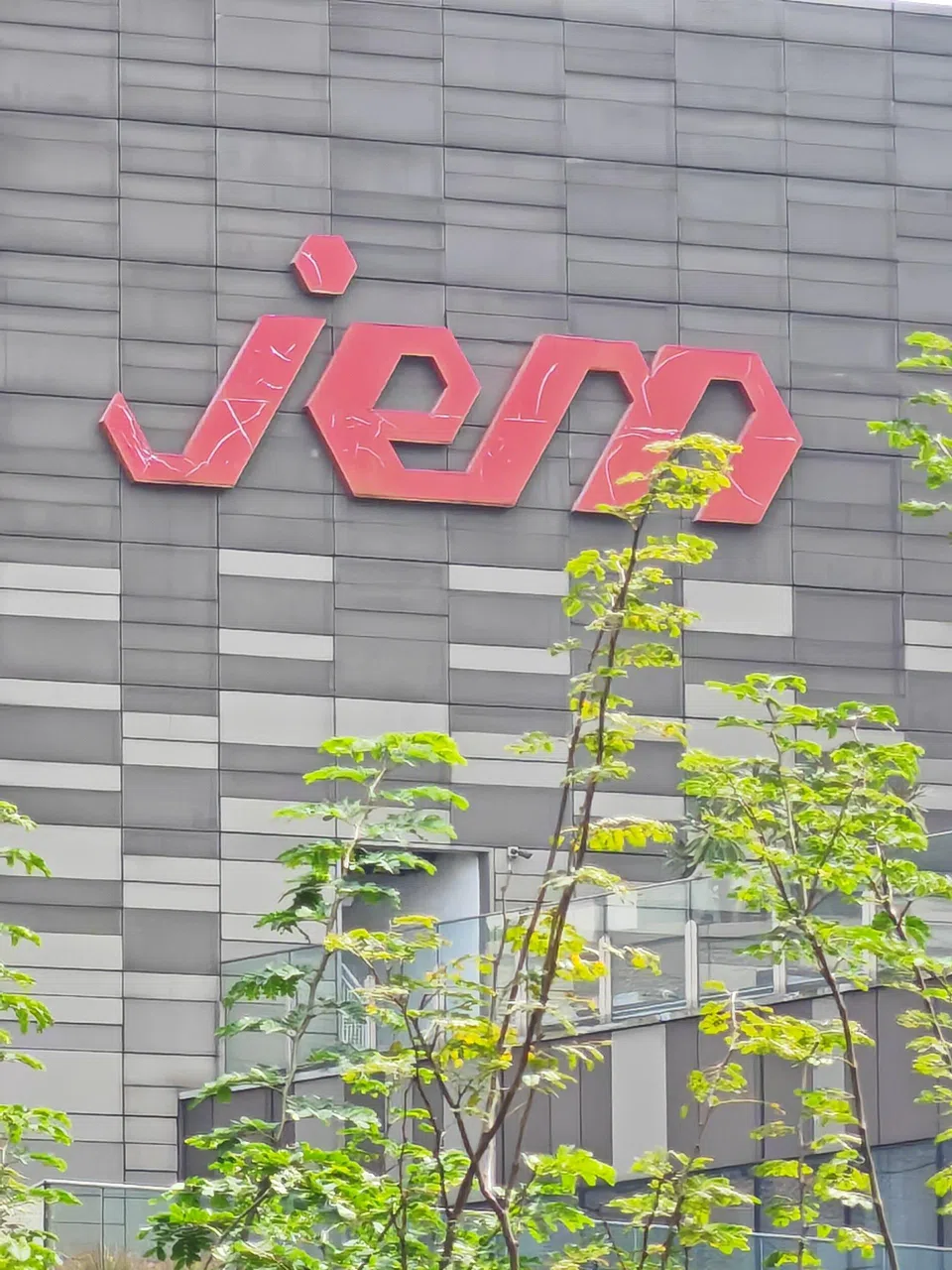 就算使用10倍数码变焦，图片仍然大致清晰。（黄少伟摄）