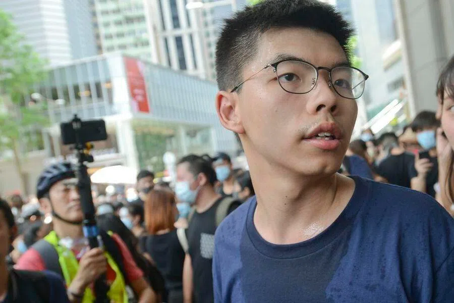 黄之锋涉串谋勾结境外势力案交付港高院处理