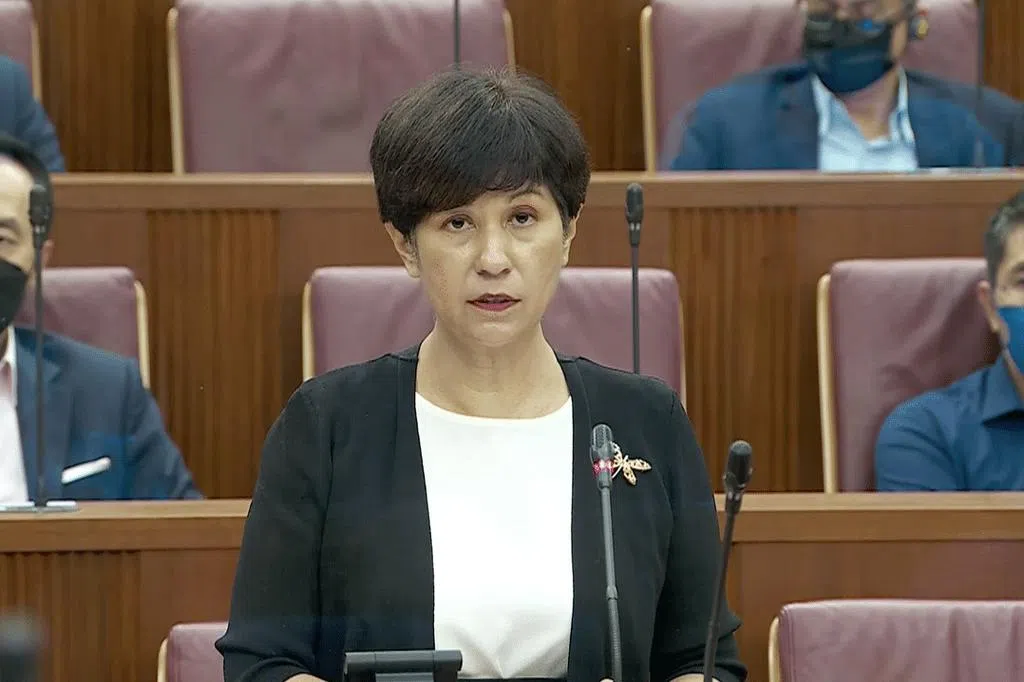 【国会】英兰妮：毕丹星宣誓下说谎 比辣玉莎国会撒谎更严重