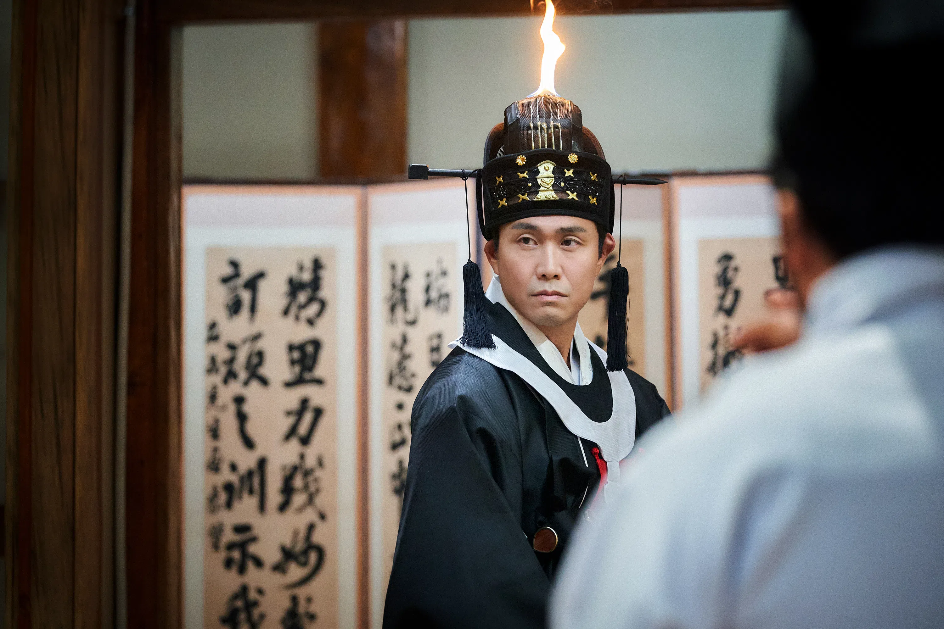 赵在美的未婚夫渔兴（吴正世饰）虽然性格软弱，但为了爱情，成了坚毅独立的男人。（Netflix提供）