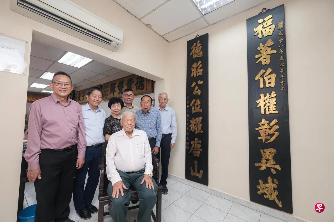 不忘200年传统福德祠绿野亭公会延续香火慎终追远| 联合早报