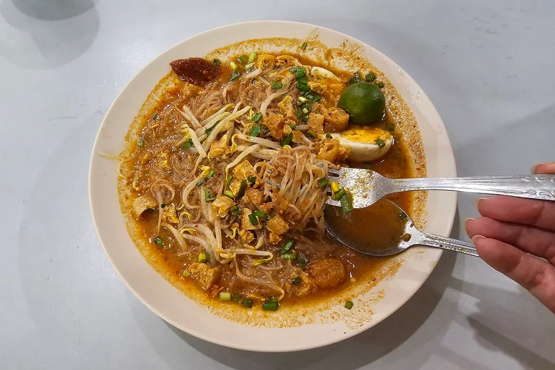 米暹微辣带甜，老少咸宜。（黄亿敏摄）