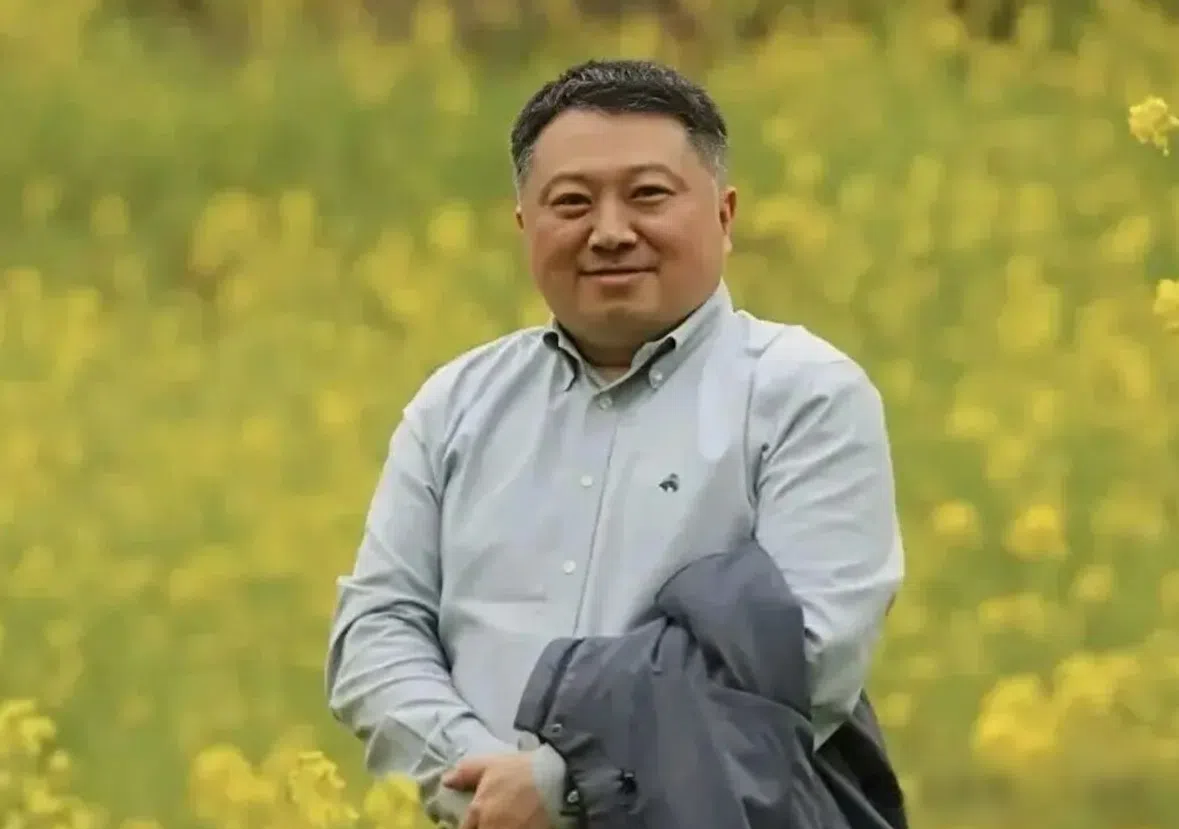曾是一名调查记者的刘虎，早年因实名举报多名高官而出名。他近年以自媒体身份发表的网络文章，不少都直接针对中国各地的公权力机关和官员。（互联网）